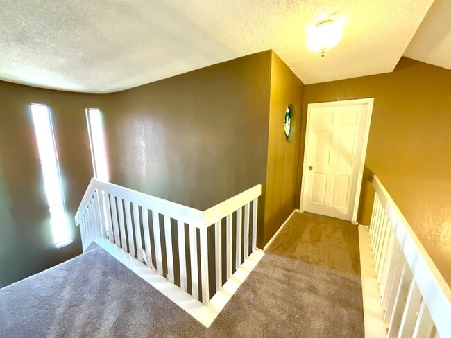 Building Photo - 7326 Putter Ln
