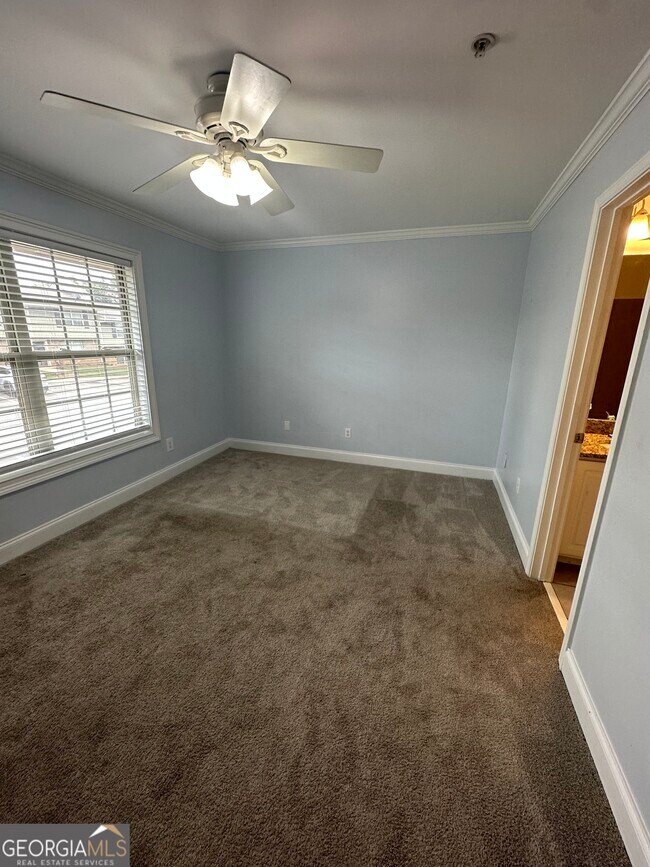 Building Photo - 35 Villa Ct SE