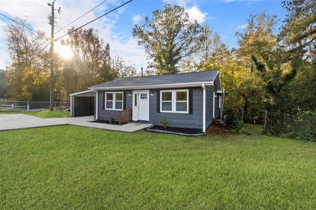 Building Photo - 389 Oglesby Bridge Rd SE