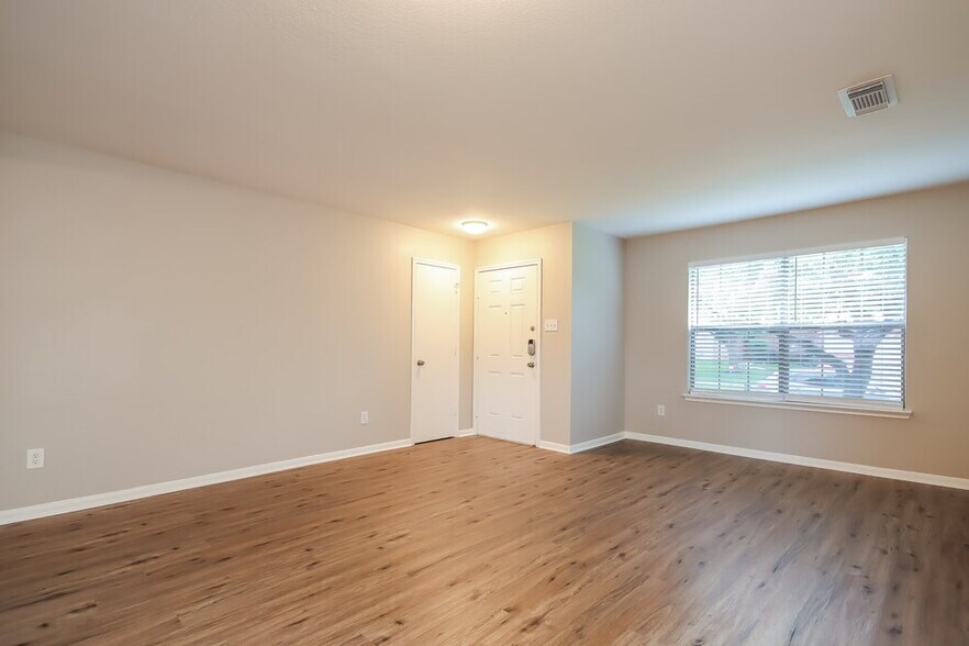 Building Photo - 21007 Harvest Terrace Ln