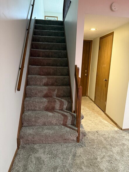 Building Photo - 4019 Lillie Ave