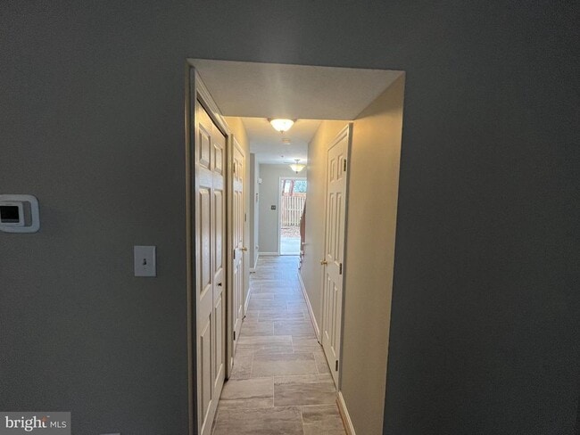 Building Photo - 47745 Devin Cir