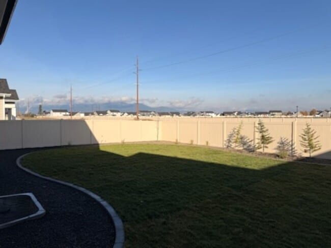 Building Photo - Beautiful Home new construction