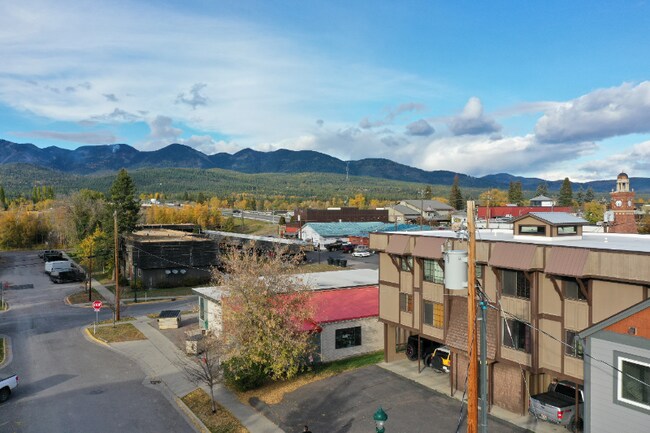 Building Photo - 119 Lupfer Ave