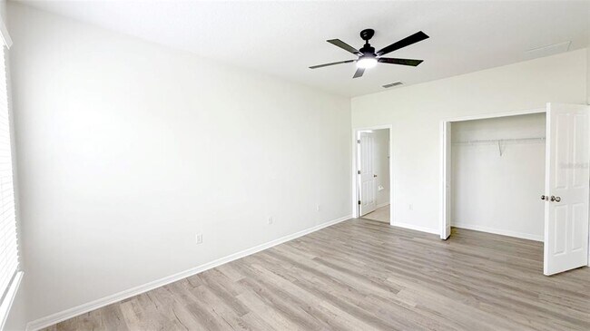 Building Photo - 203 Madison Cir