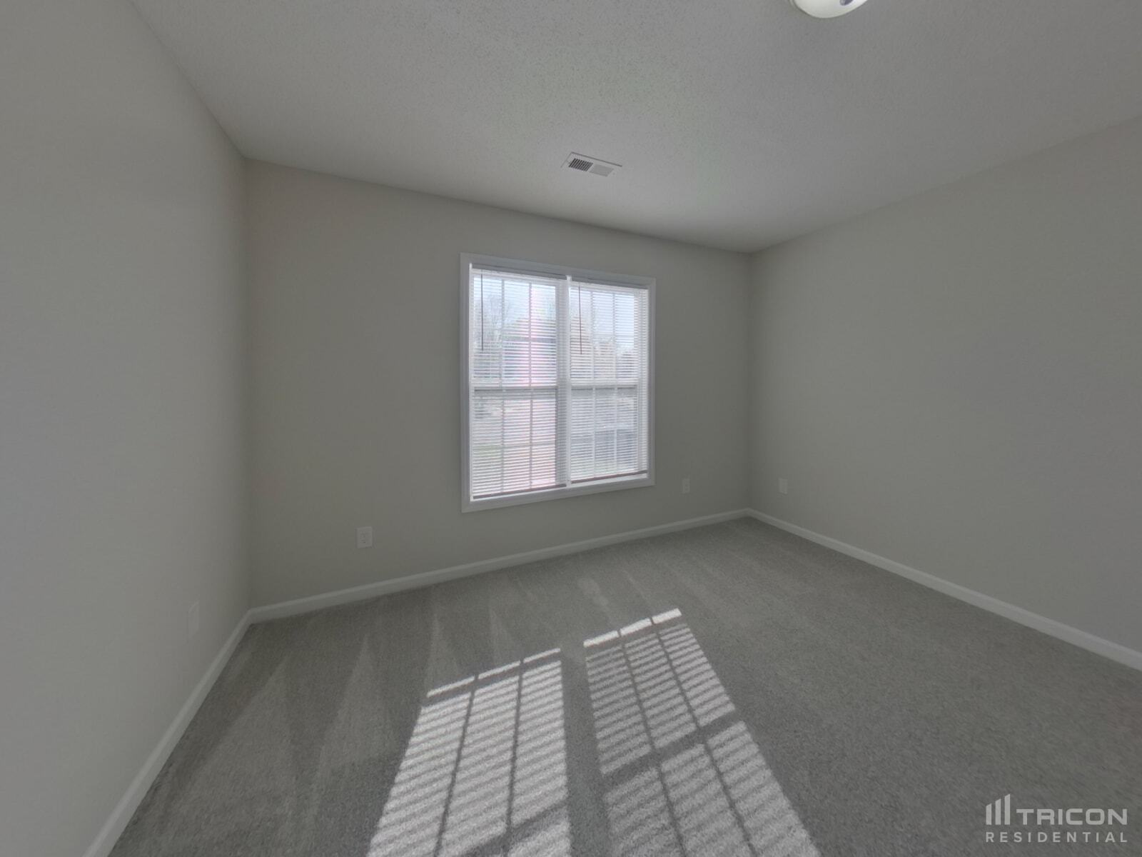 Building Photo - 3600 Amos Dr
