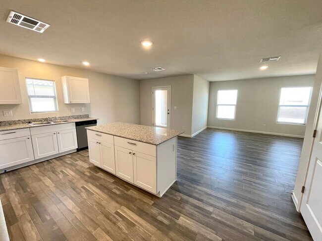 Building Photo - New Beautiful 2023 Construction- 4 Bedroom Home!