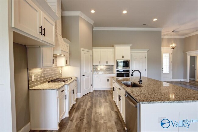 Building Photo - 26444 Birkshire Ln