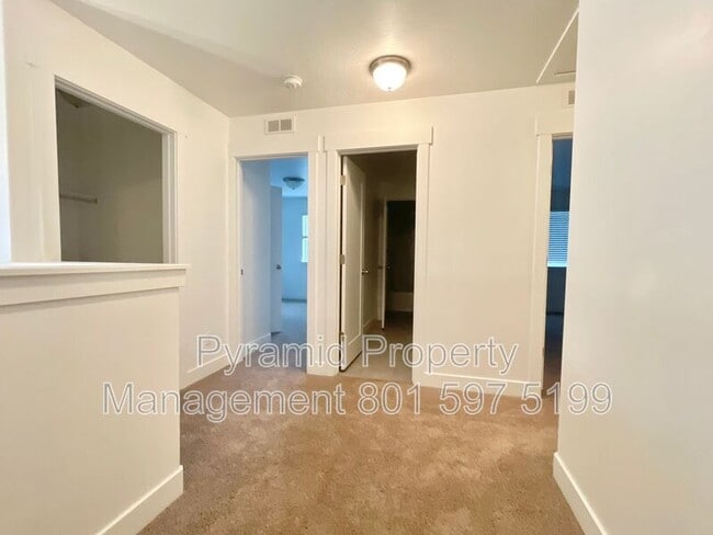 Building Photo - 836 E 340 S