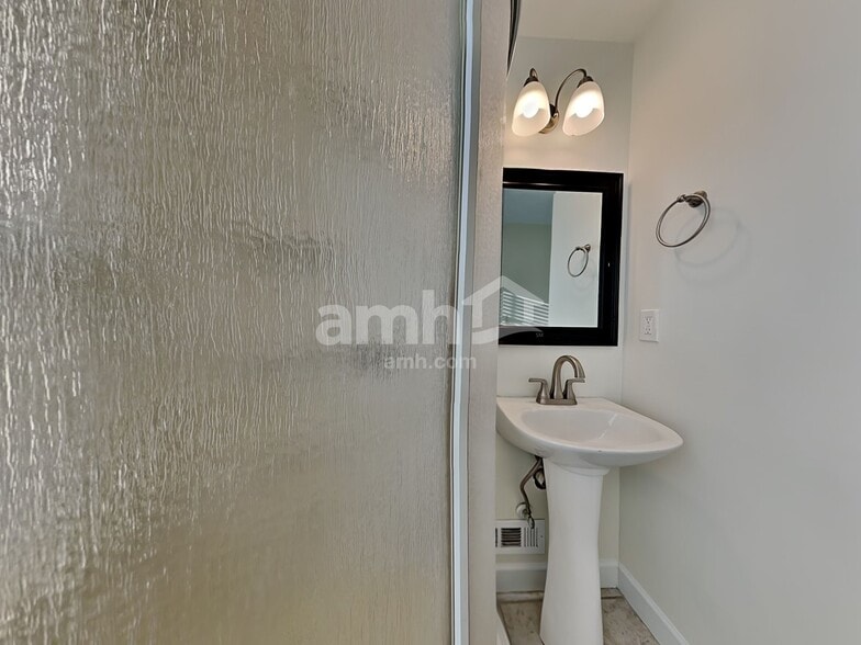 Building Photo - 5001 Open Meadow Dr