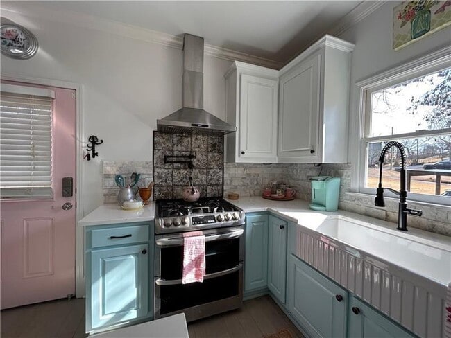 Building Photo - 4060 Merritt Dr