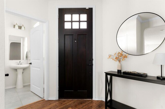 Building Photo - 7810 Song Sparrow Dr.