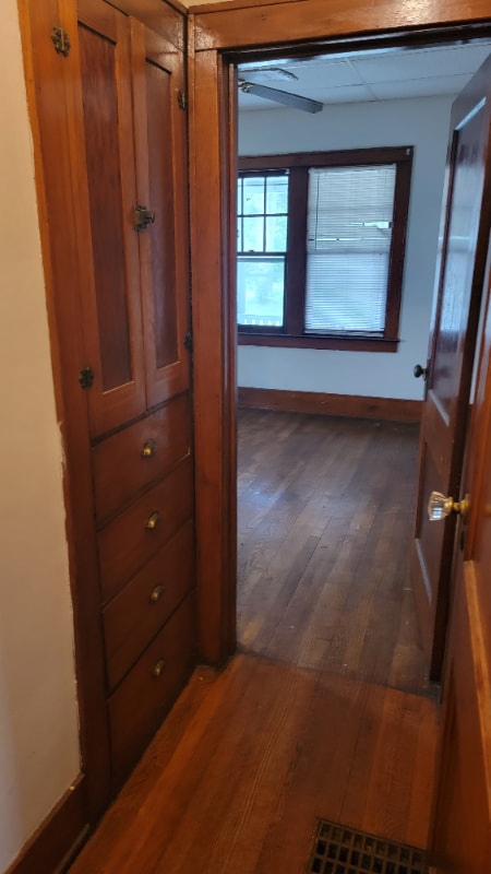 Building Photo - 1907 N Charles St