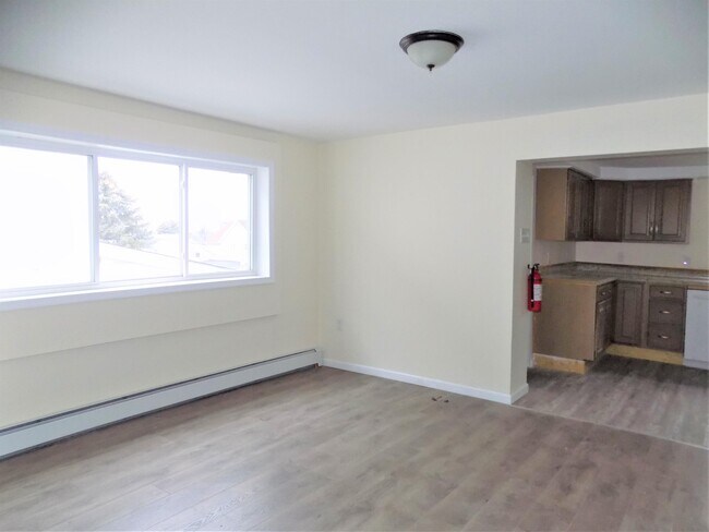 Building Photo - 154 S Sumner Ave