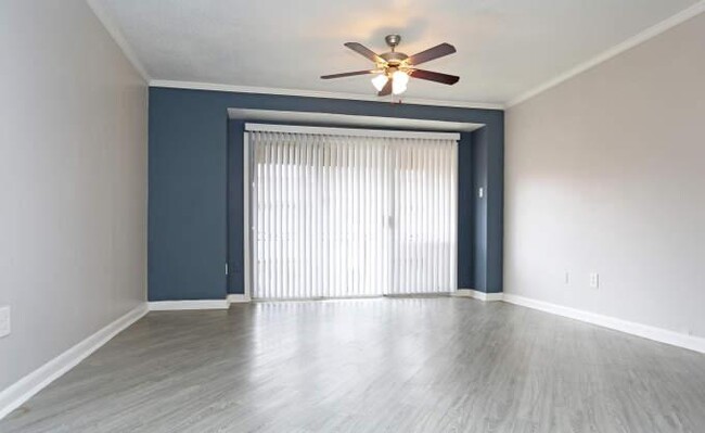 Building Photo - 2 bedroom in Houston TX 77057