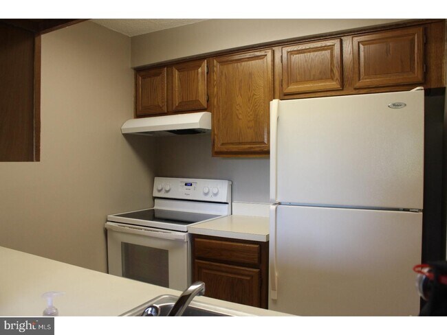 Building Photo - 1309 Ravens Crest Dr