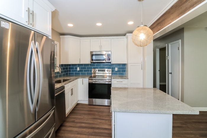 Building Photo - 3293 Chisholm Trail SW