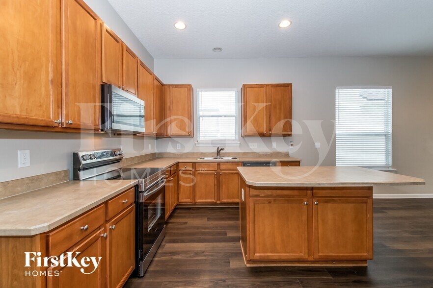 Building Photo - 4023 Leatherwood Dr