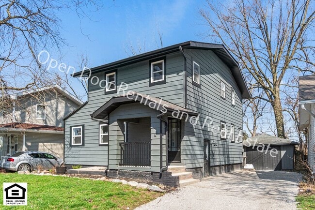Primary Photo - 2144 Edgehill Ave