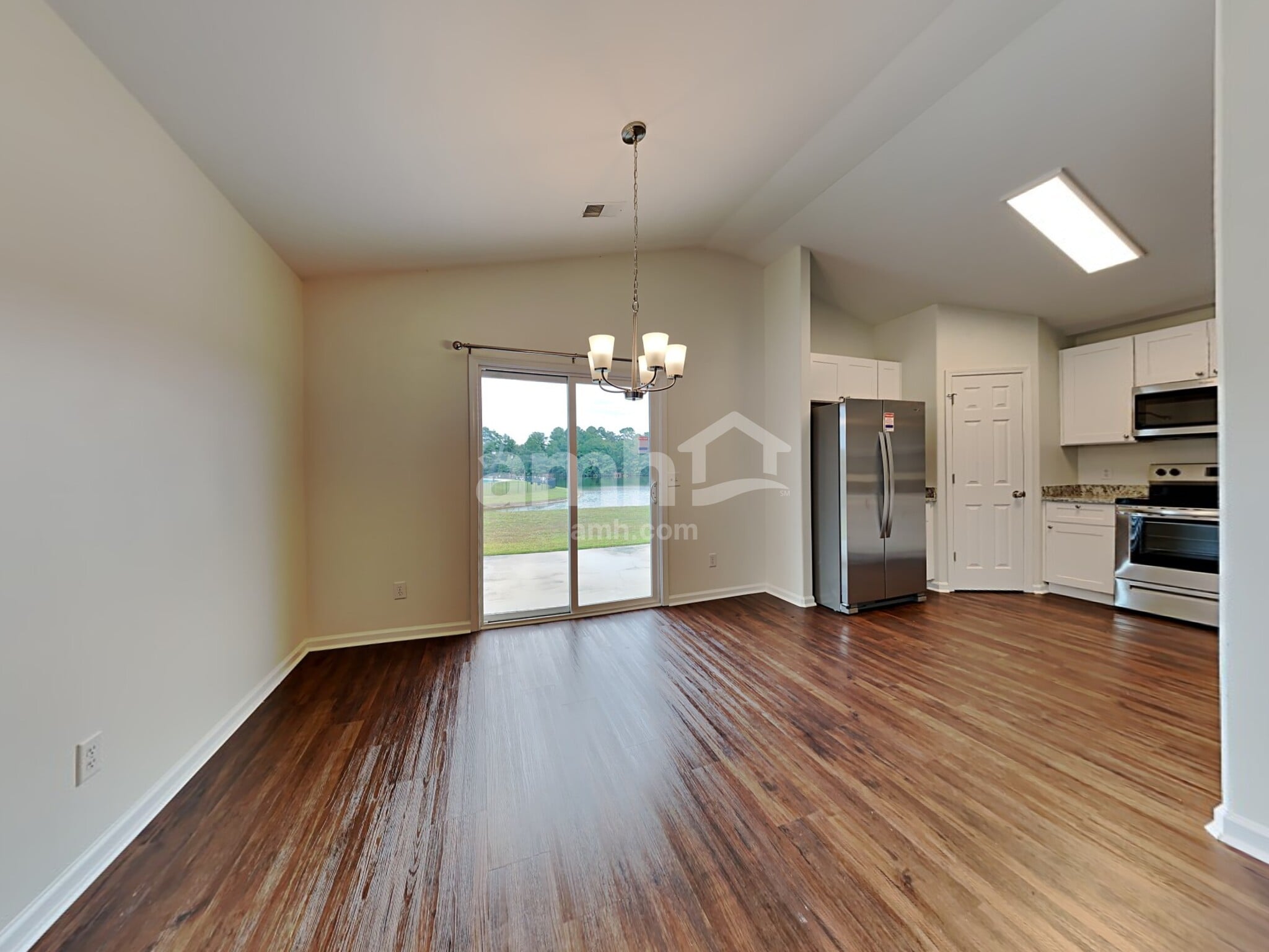 Building Photo - 132 Spring Lakes Dr