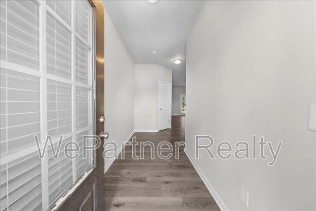 Building Photo - 200 Vickery Ln