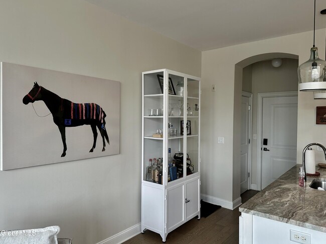 Building Photo - 77 Van Dam St