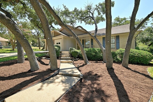 Building Photo - 6010 Salton Dr