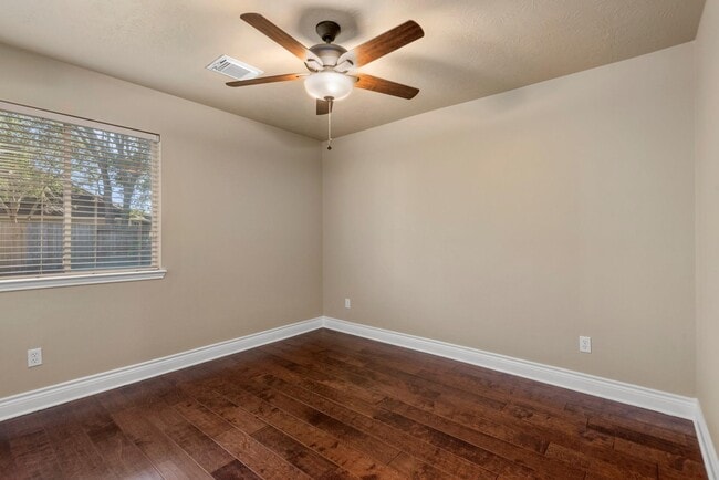 Building Photo - 3610 Hill Family Ln