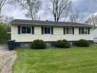 Building Photo - 1628 Haslett Rd
