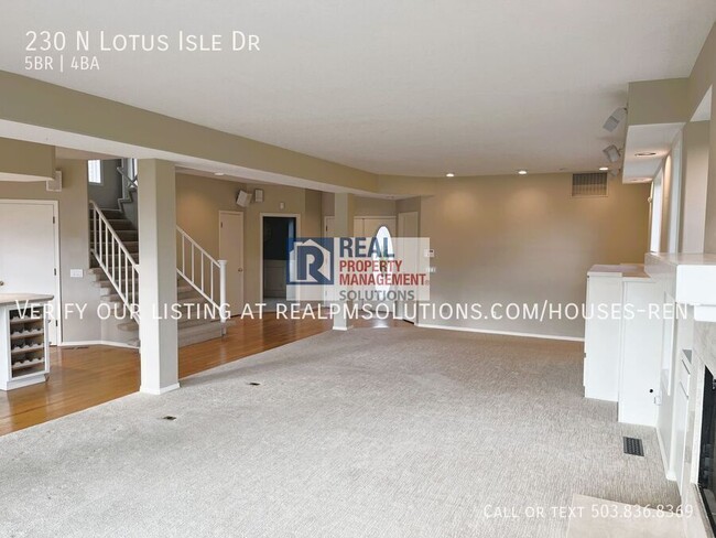 Building Photo - 230 N Lotus Isle Dr
