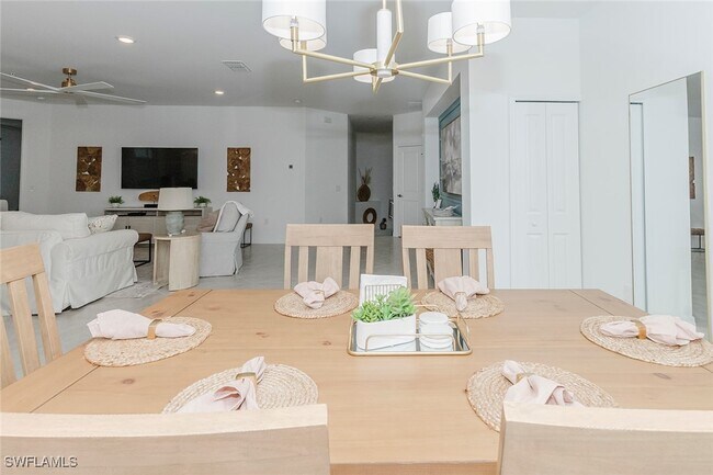 Building Photo - 6052 Ellerston Wy