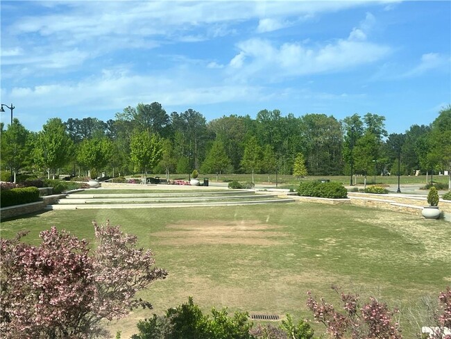 Building Photo - 428 N Park