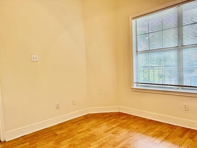 Building Photo - 2100 San Gabriel St