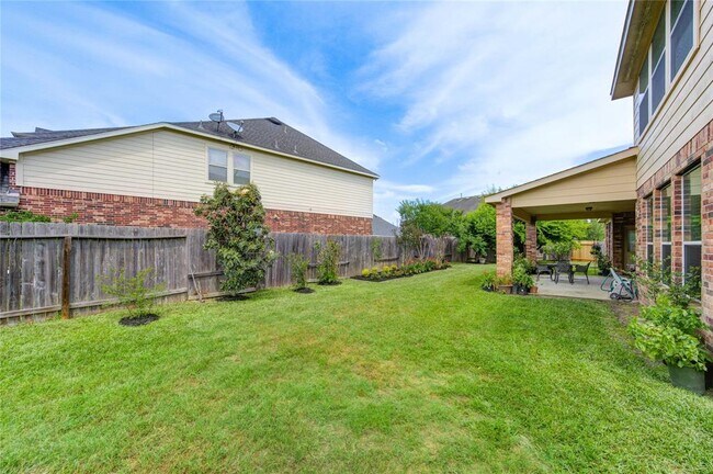 Building Photo - 3301 Remington Rise Ln