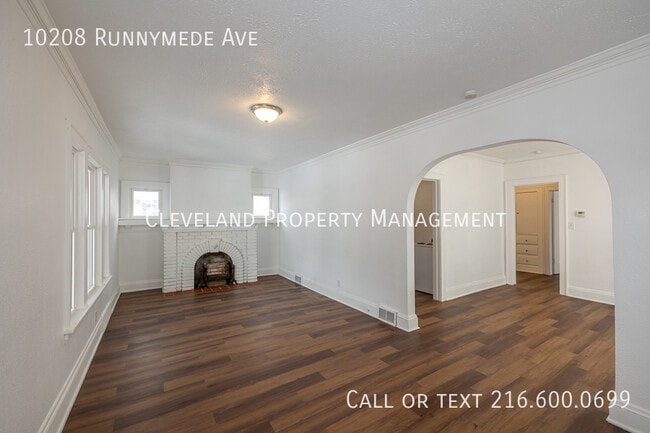 Building Photo - 10208 Runnymede Ave