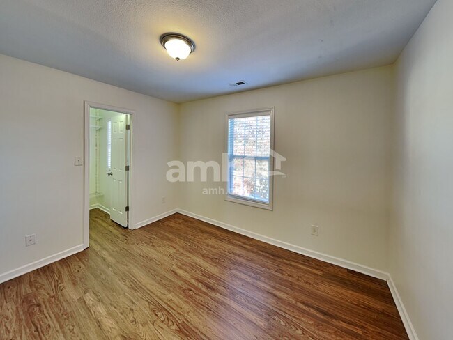 Building Photo - 10615 Spring Rain Ct