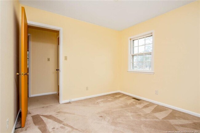Building Photo - 4700 Friar Ave