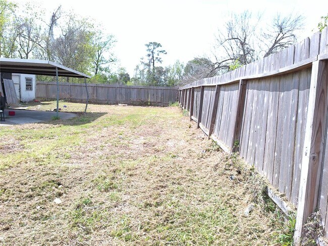 Building Photo - 7949 Lockwood Dr