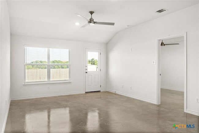 Building Photo - 1259 Concord Dr