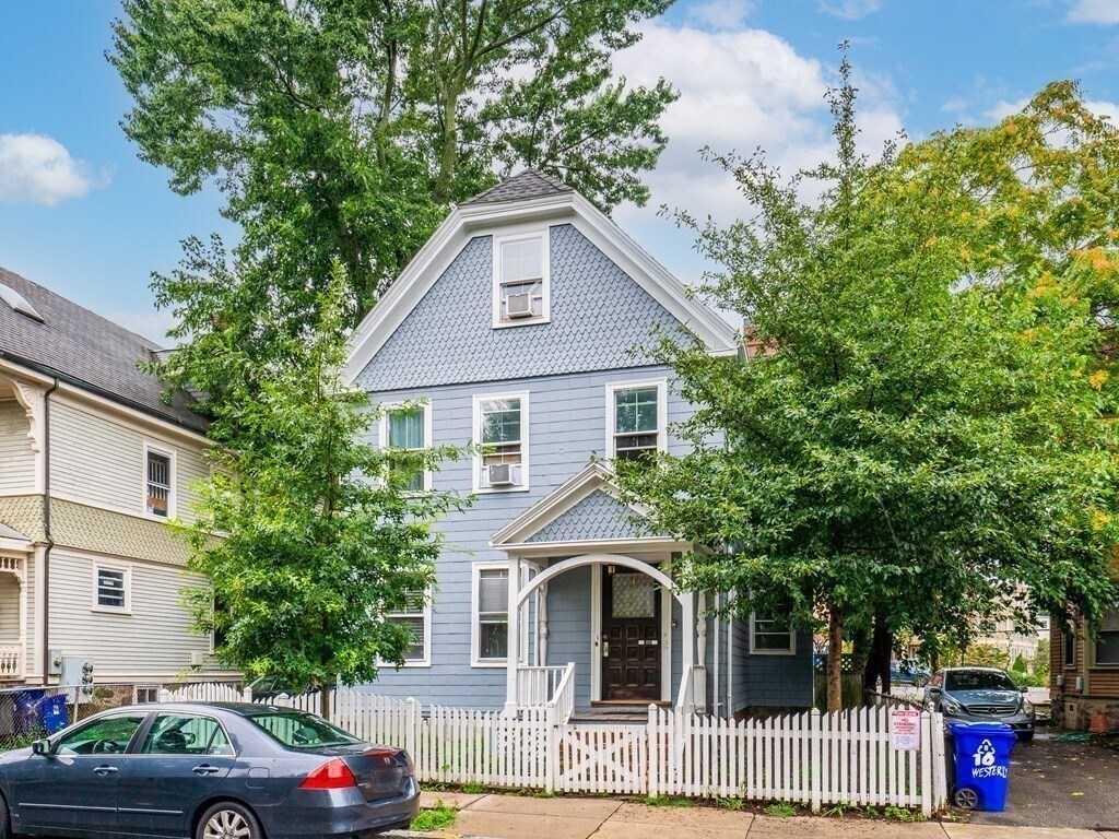 Building Photo - 8 Westerly St