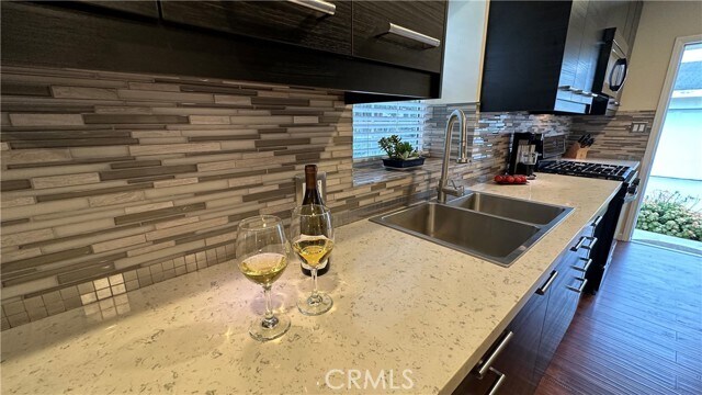 Building Photo - 4216 E 15th St