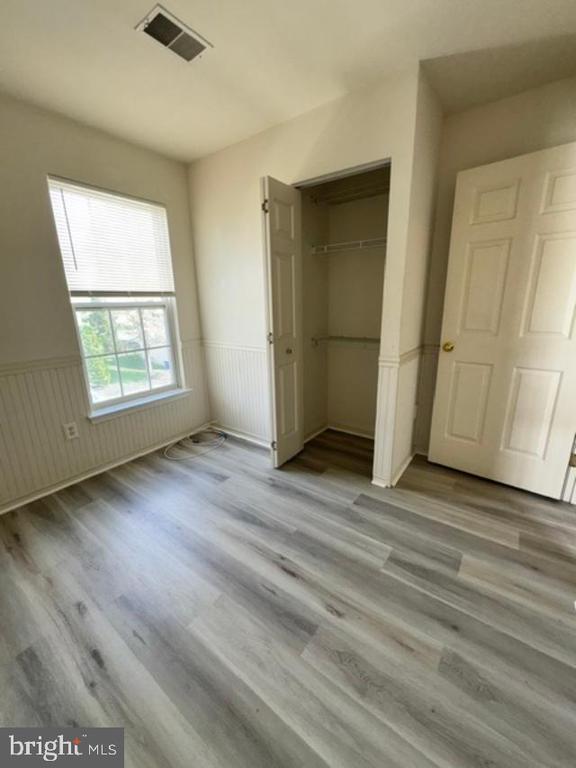 Building Photo - 202 Fox Trail