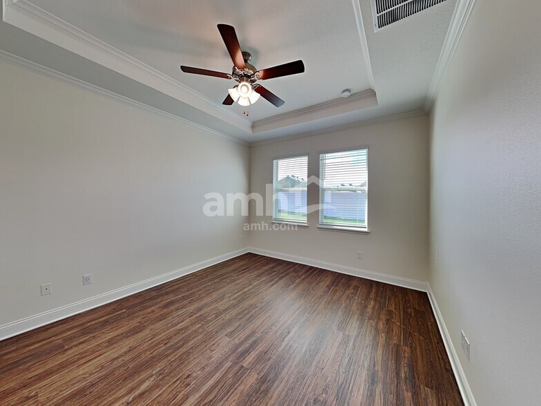 Building Photo - 1091 Summer Stone Loop