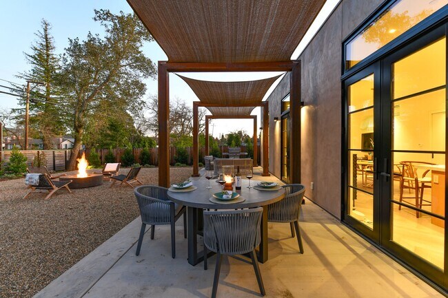 Building Photo - Discover NapaLuxe, A Newly Constructed Pri...