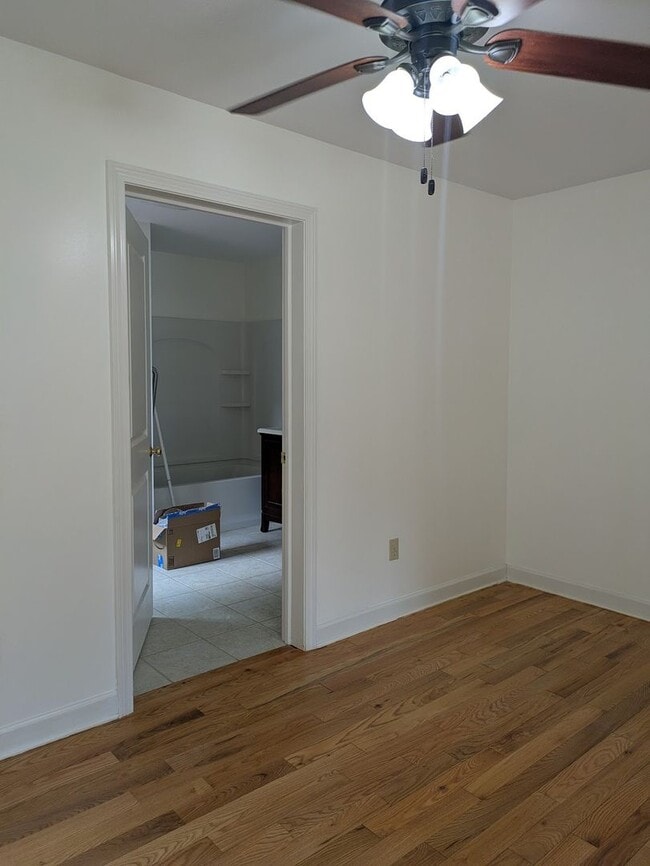 Building Photo - 55 Boys Ave