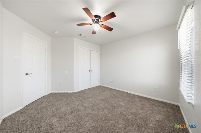 Building Photo - 5304 Oster Dr