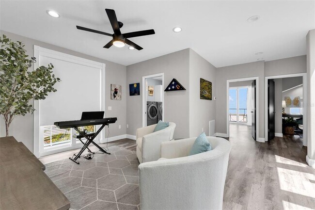 Building Photo - 276 Lewis Cir