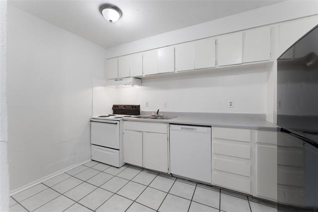 Building Photo - 816 S Crockett St