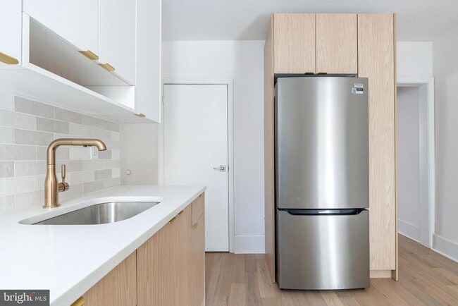 Building Photo - 2143 N Palethorp St