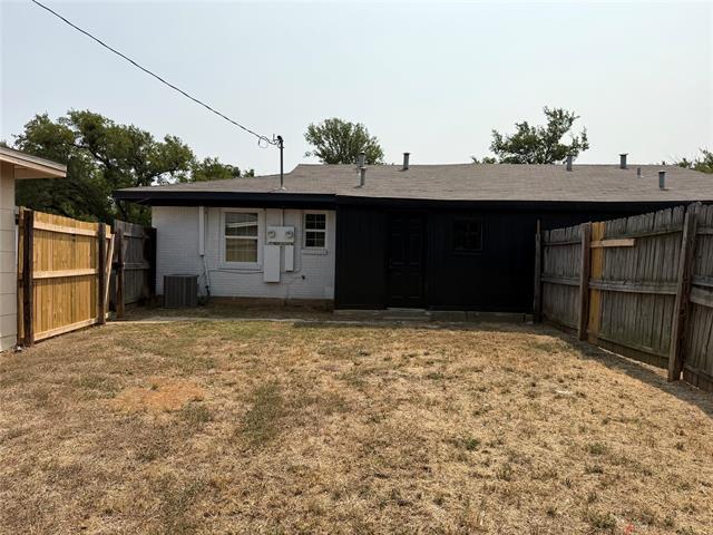 Building Photo - 2504 Normont Cir